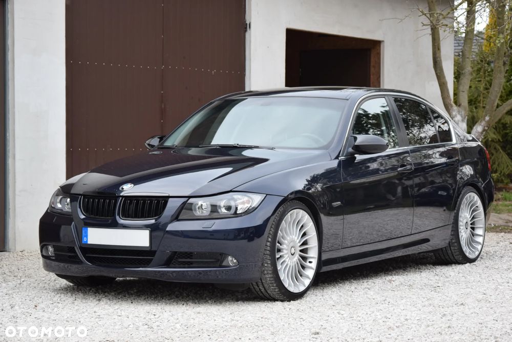 BMW Seria 3 325i - 3