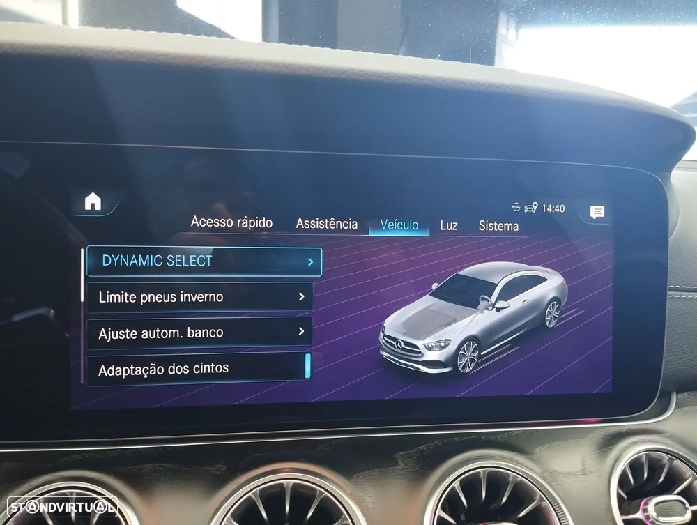 Mercedes-Benz E 220 d AMG Line - 42