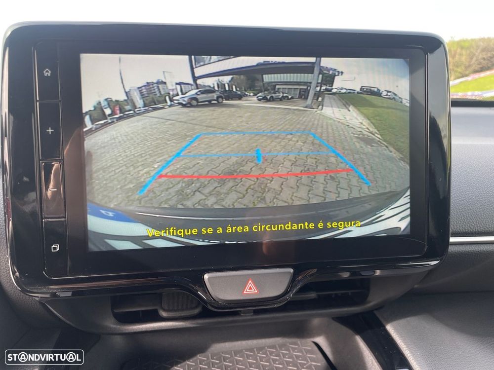 Toyota Yaris Cross 1.5 HDF Comfort Plus - 18