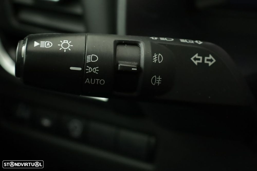 Nissan Qashqai 1.3 DIG-T N-Connecta - 17