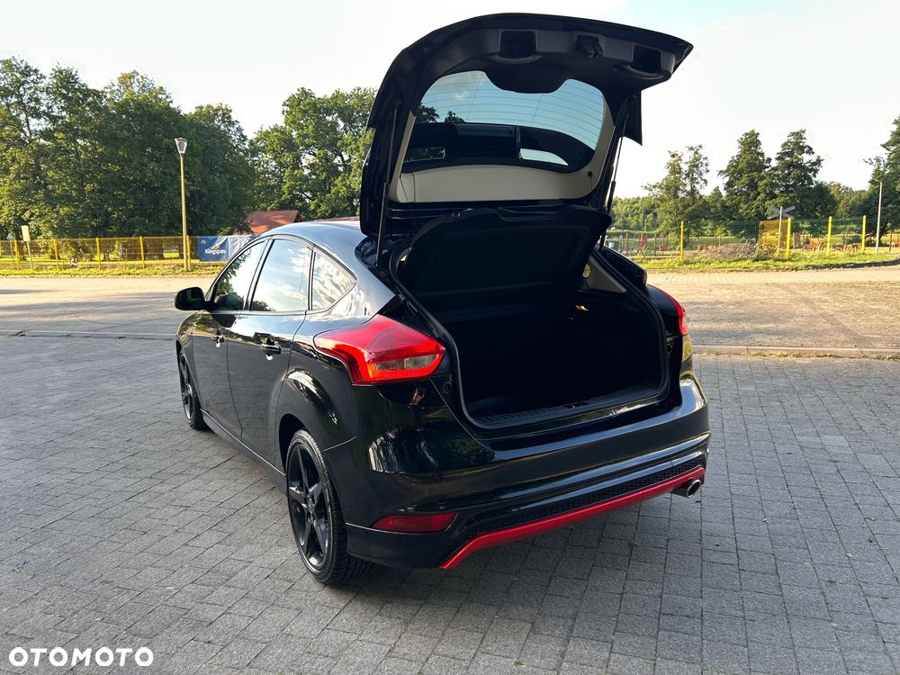Ford Focus 2.0 TDCi ST-Line Black ASS - 18