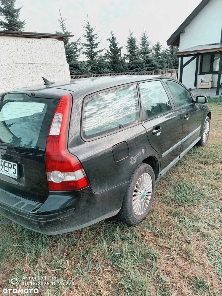 Volvo V50 2004 photo 2