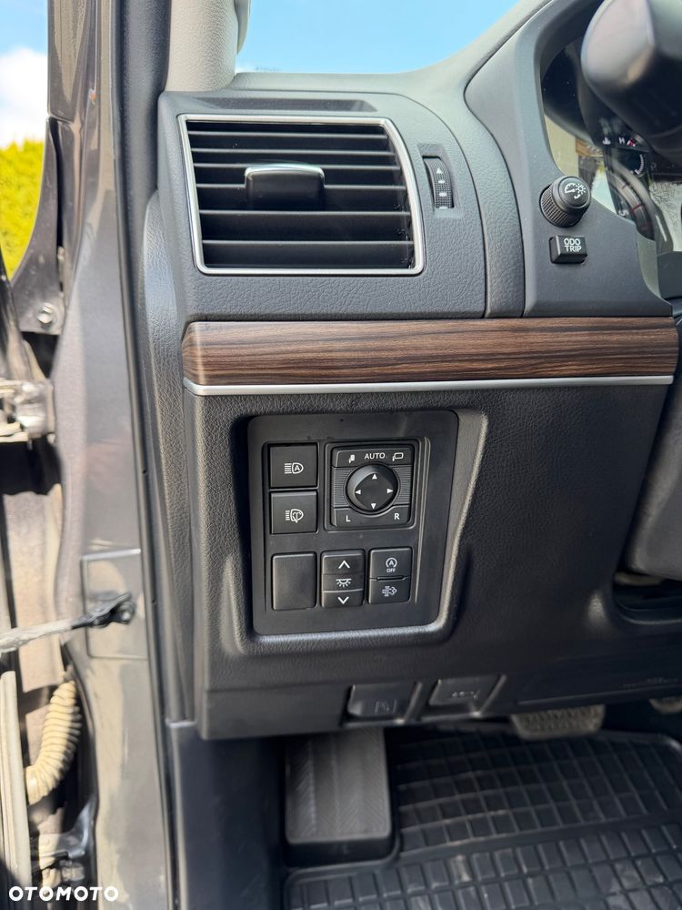 Toyota Land Cruiser LC 2.8 D-4D Invincible - 8