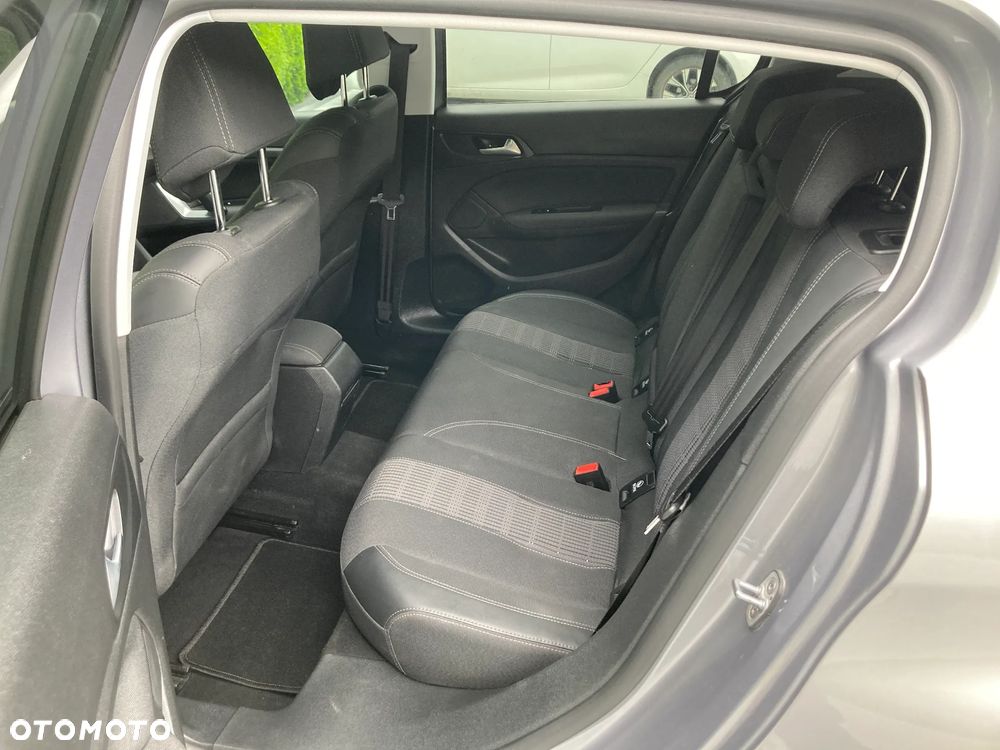 Peugeot 308 1.5 BlueHDi Business Line S&S - 12