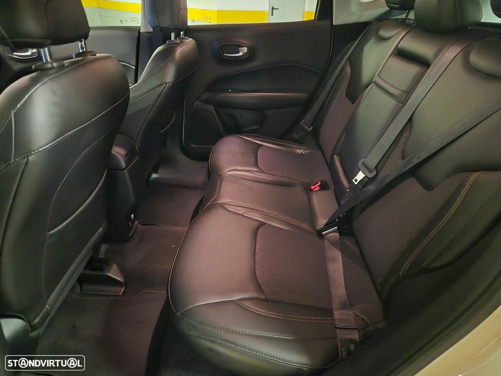 Jeep Compass 1.6 M-Jet Limited - 37