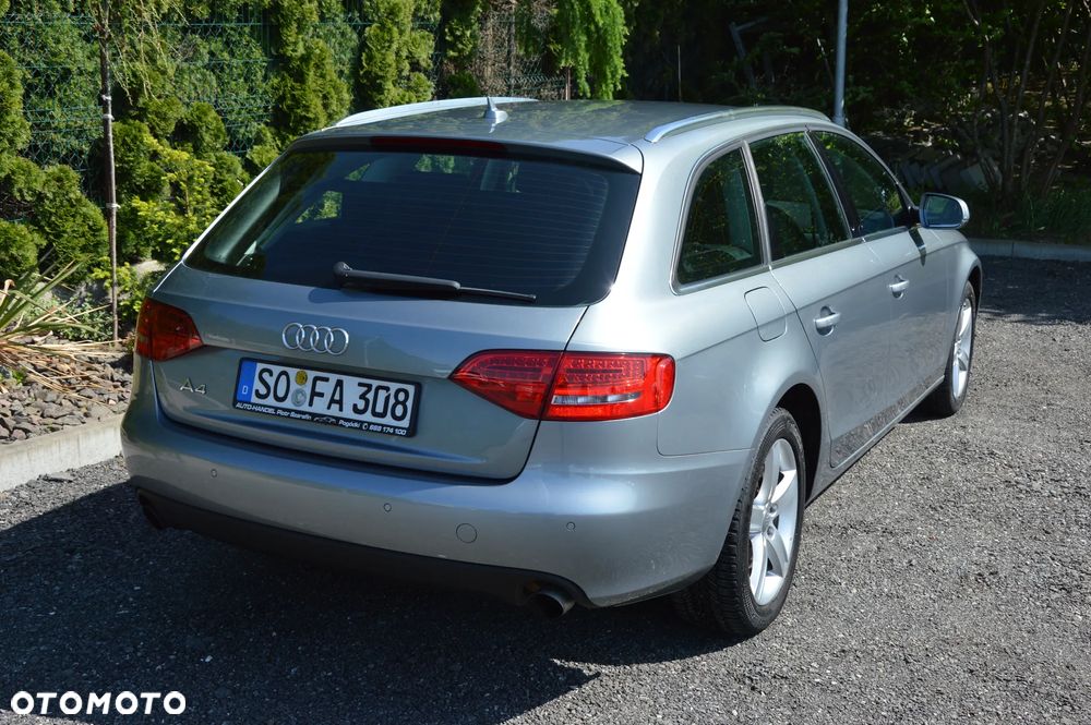 Audi A4 Avant - 4