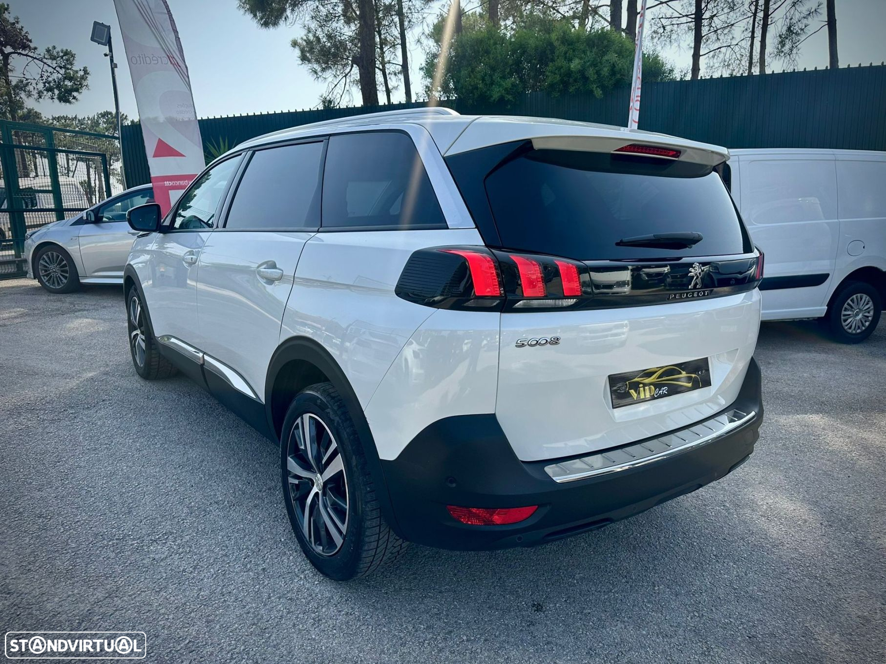 Peugeot 5008 1.6 BlueHDi Allure EAT6 J17 - 6