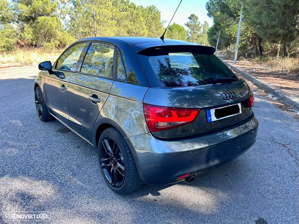 Audi A1 Sportback 1.6 TDI S-line - 3