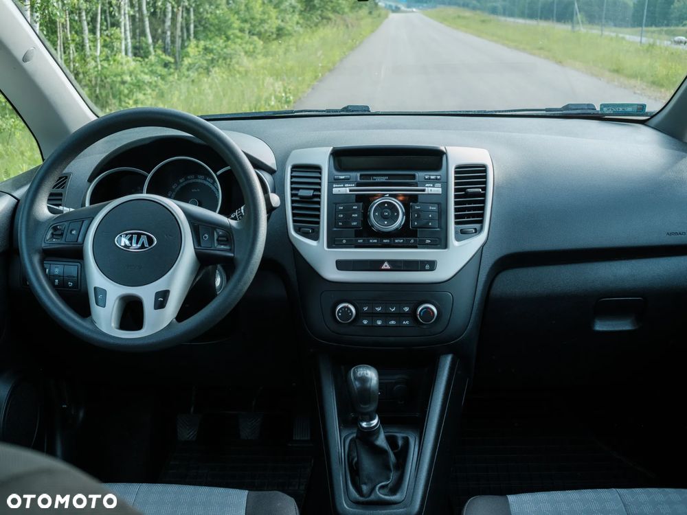 Kia Venga 1.6 M - 10