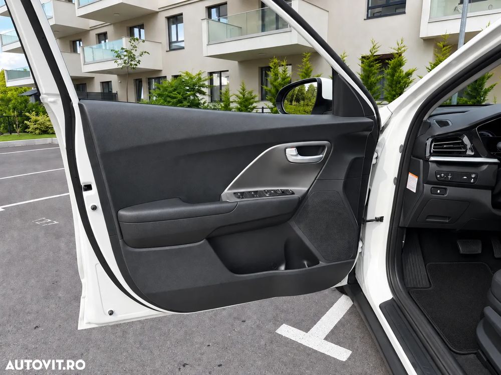 Kia Niro 1.6 GDI HEV 2WD OPF Aut. Edition 7 - 8