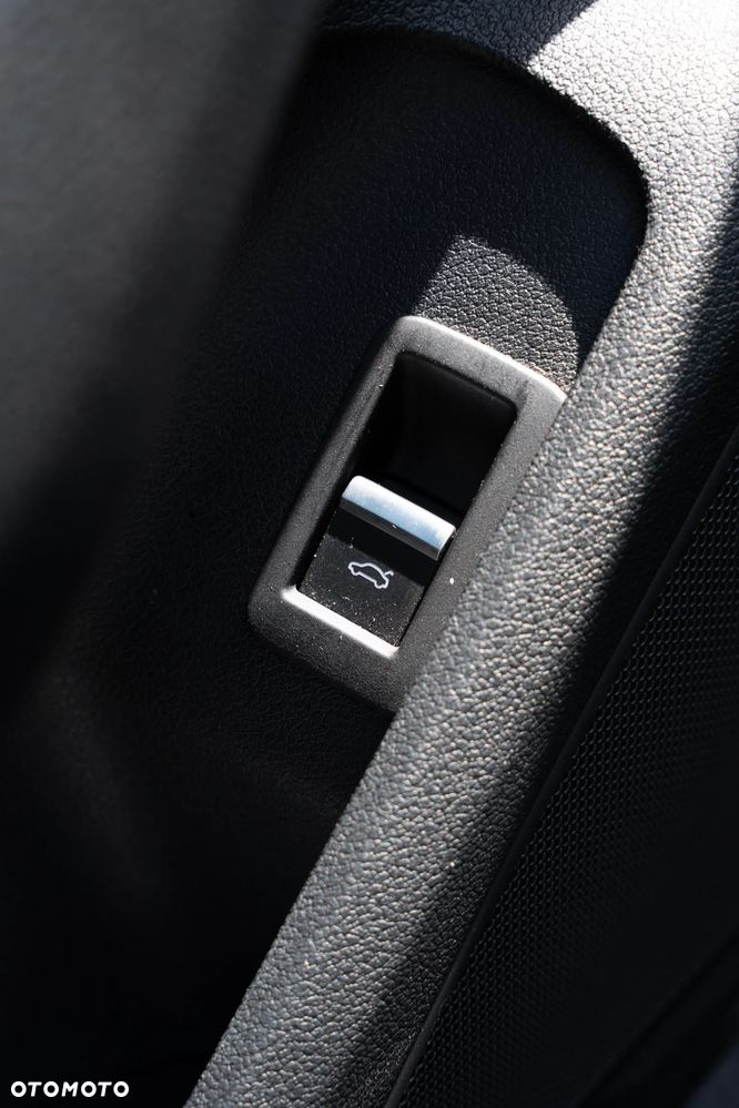 Audi A4 Avant 35 TFSI mHEV S tronic - 19