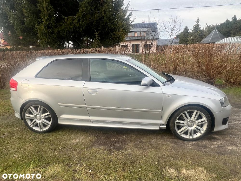 Audi S3 Standard - 4