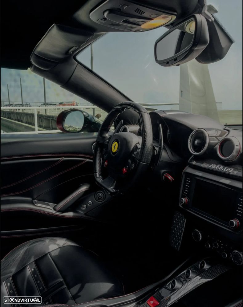 Ferrari California T - 18