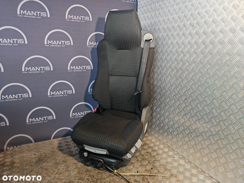 FOTEL SIEDZENIE LEWY KIEROWCY MAN TGX TGS TGA TGL TGM EURO 5 EURO 6 - 6