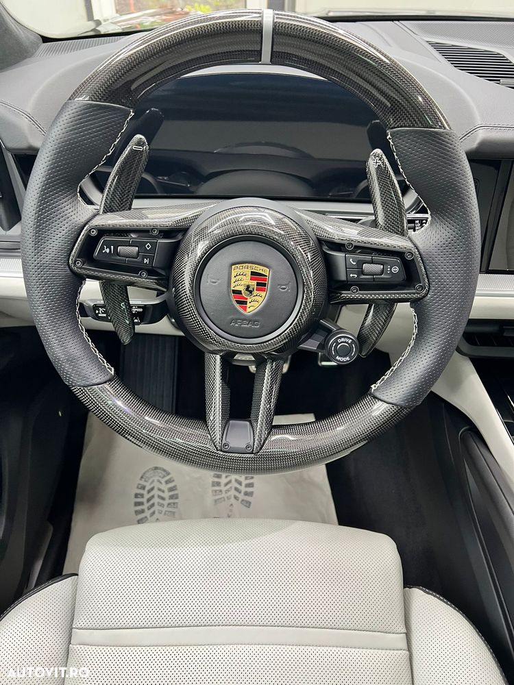 Porsche Cayenne Tiptronic S Black Edition - 18