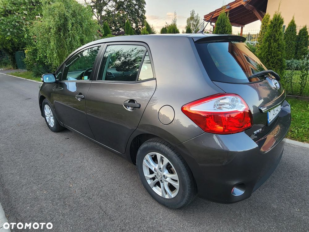 Toyota Auris 1.33 VVT-i Life Comfort - 3