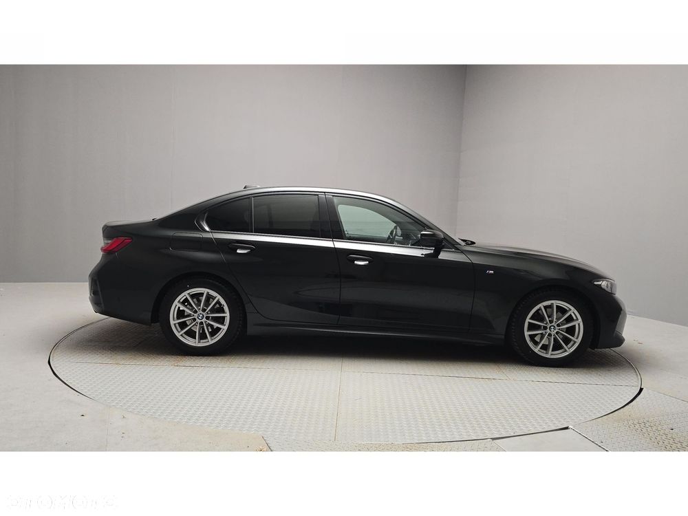 BMW Seria 3 320d xDrive mHEV M Sport - 6