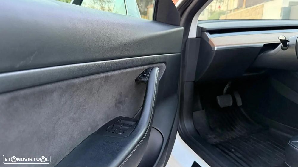 Tesla Model 3 Standard Range Plus RWD - 14
