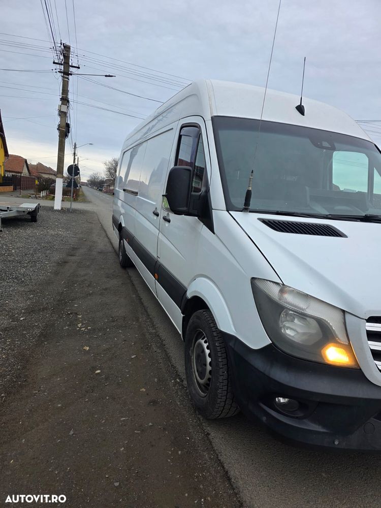Mercedes-Benz Sprinter - 2