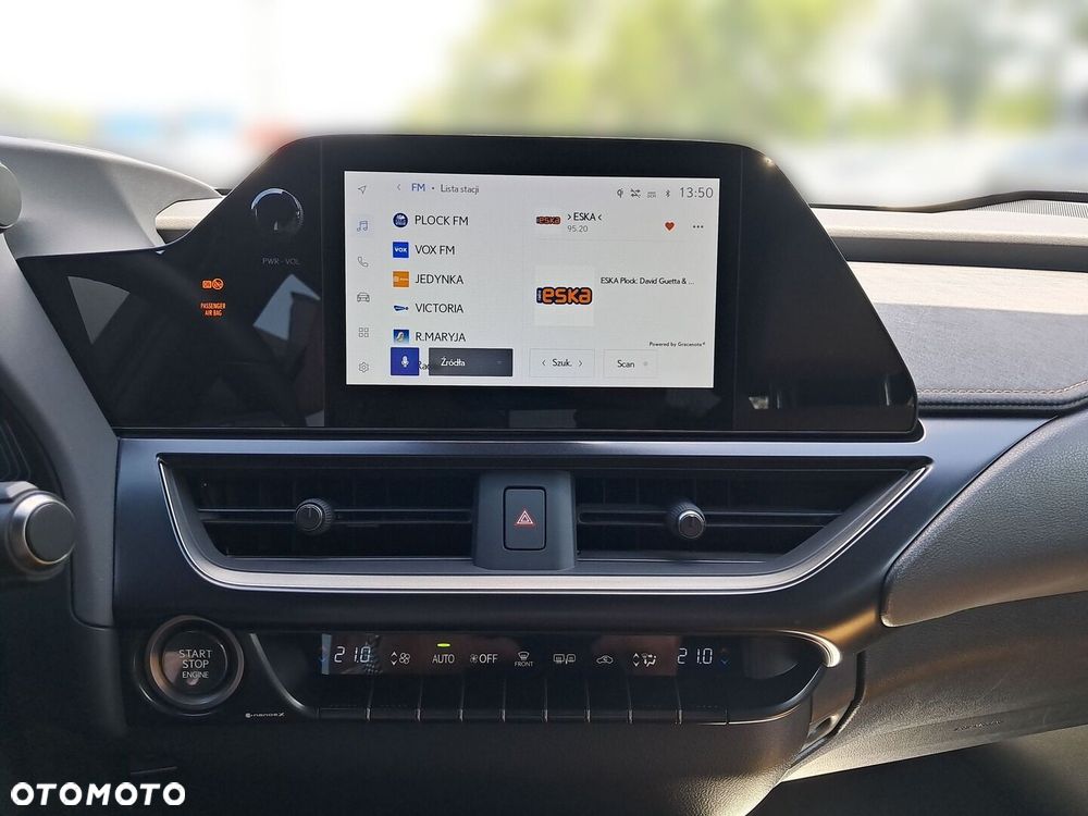 Lexus UX - 18