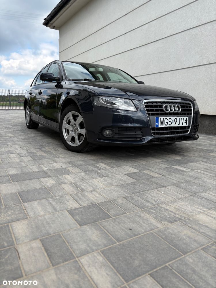 Audi A4 Avant - 1