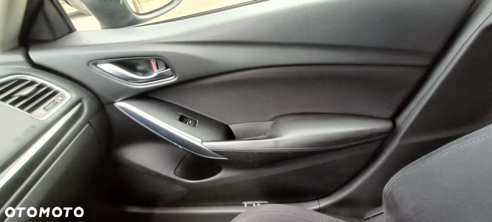 Mazda 6 2.2 Kombi SKYACTIV-D Center-Line - 26