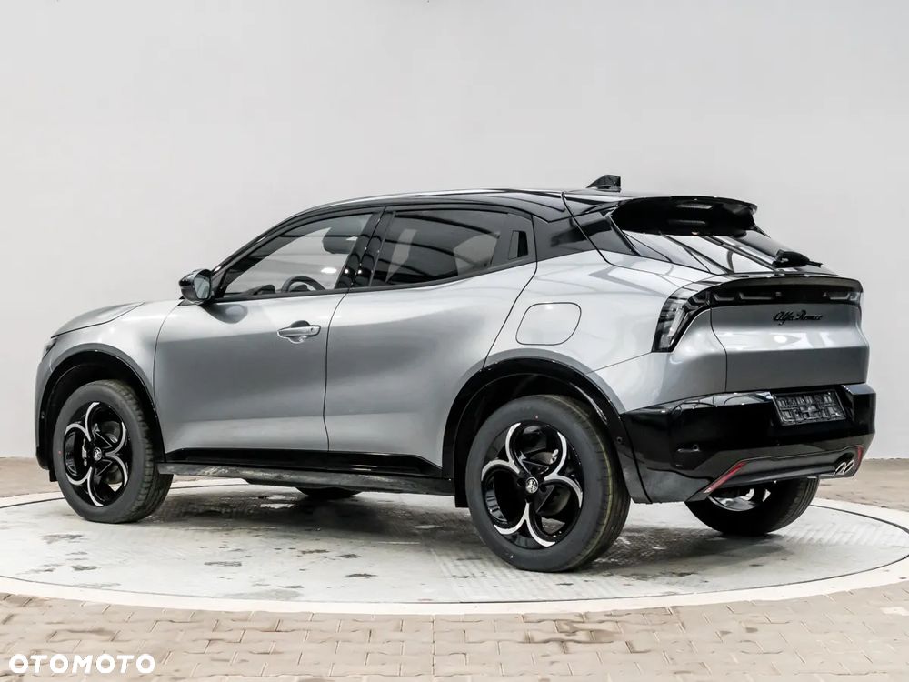 Alfa Romeo Junior 1.2 mHEV Ibrida Speciale eDCT - 3