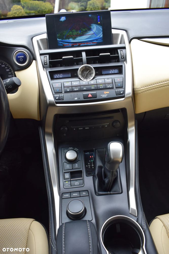 Lexus NX 300h Prestige AWD - 5