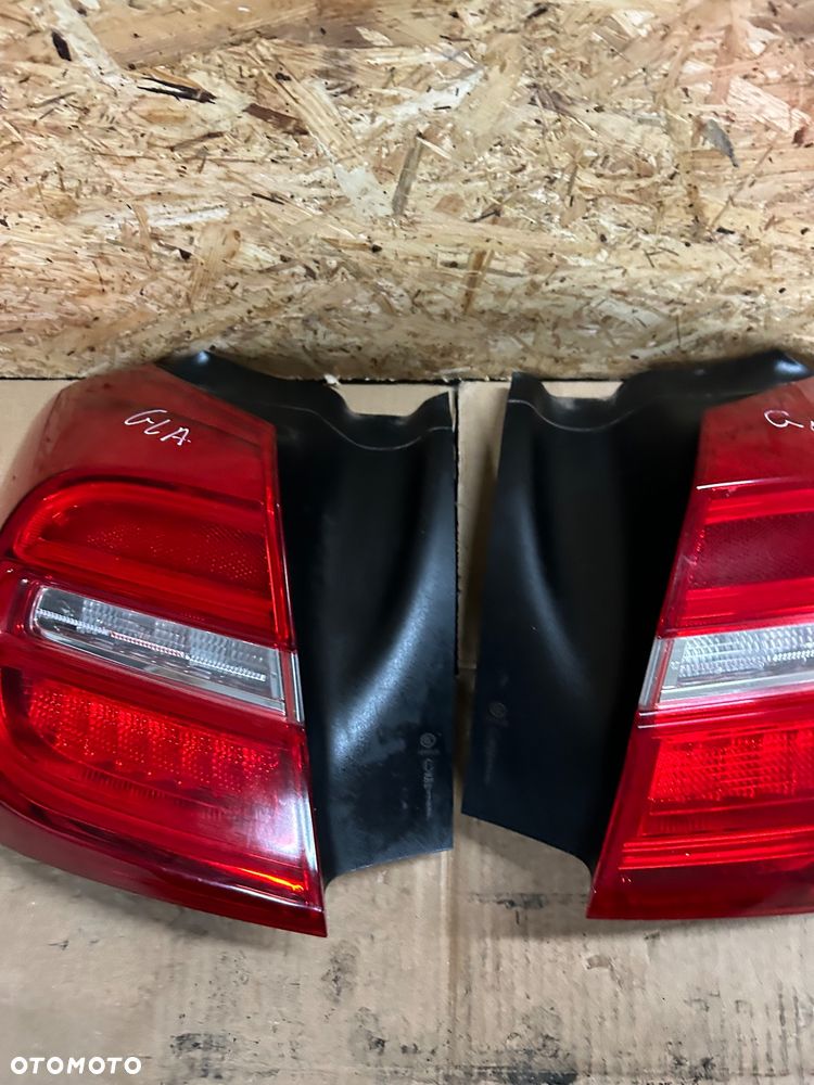 Mercedes GLA X156 lampa tylna led prawa A1569061958 A1569062058 europa - 2