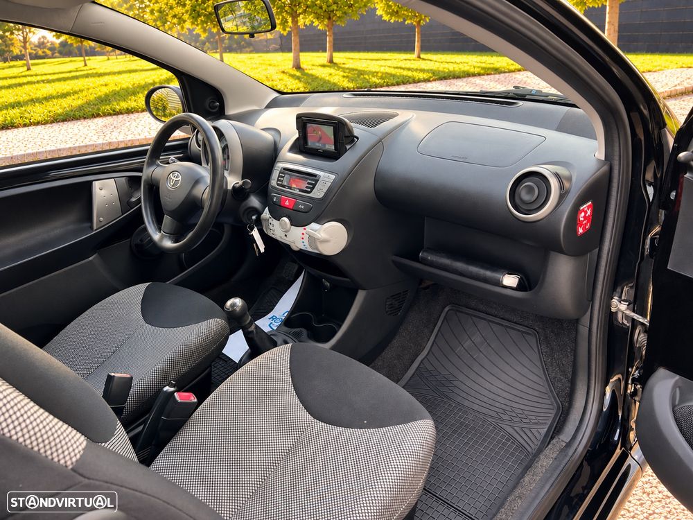 Toyota Aygo 1.0 X-Play+AC+X-Touch - 15