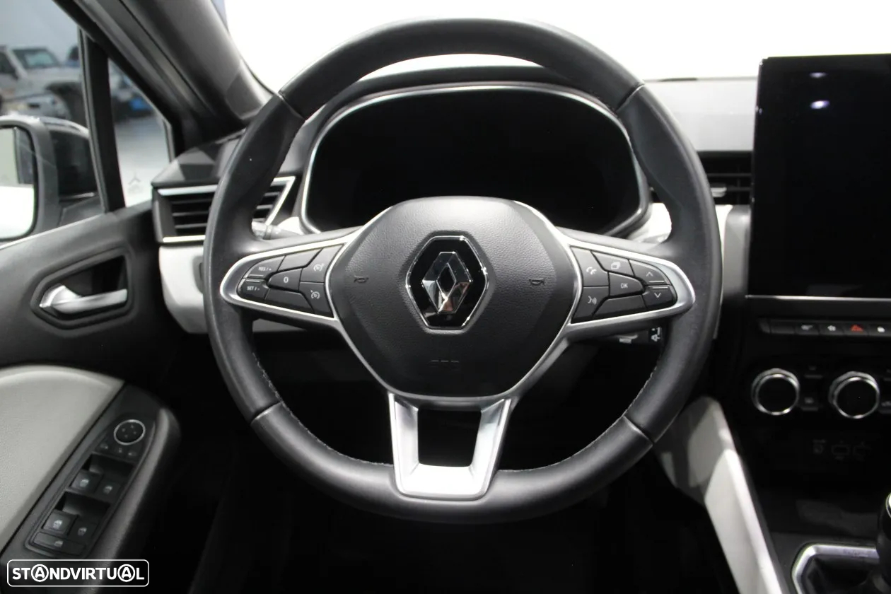 Renault Clio 1.0 TCe Techno - 9