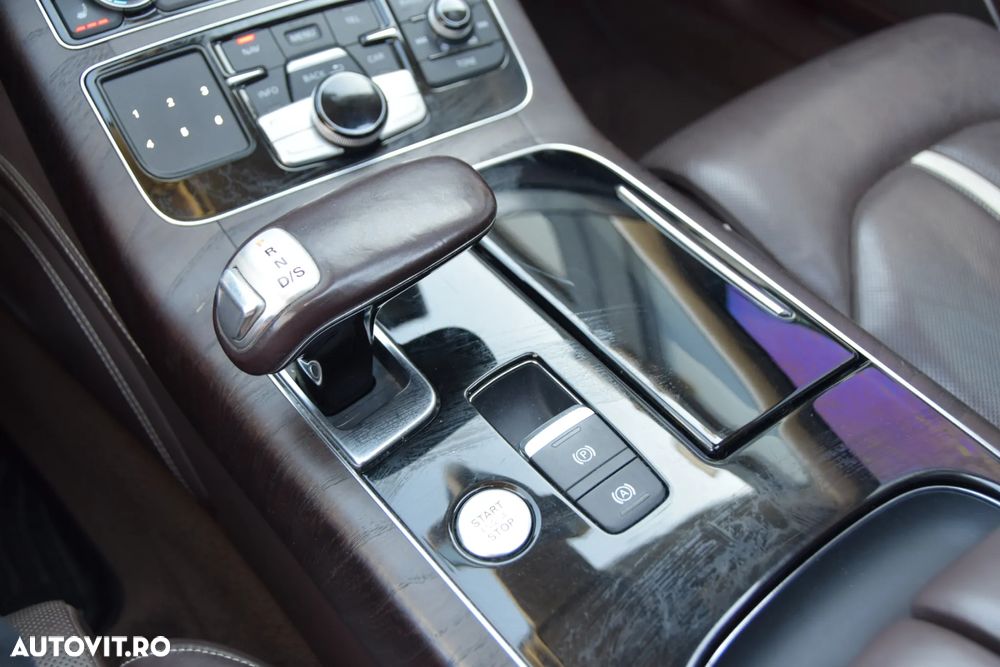 Audi A8 3.0 TDI DPF clean quattro tiptronic - 32