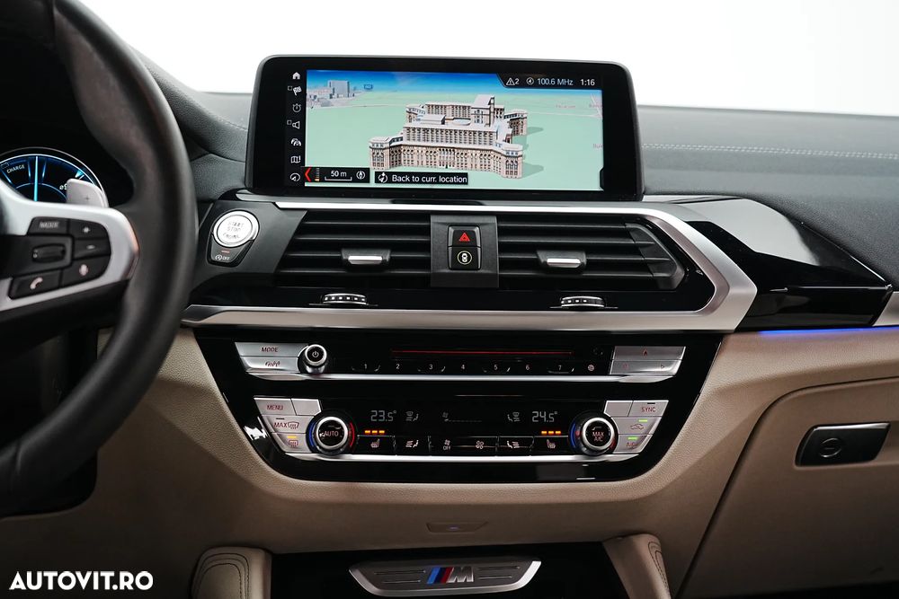 BMW X4 M M40d - 14