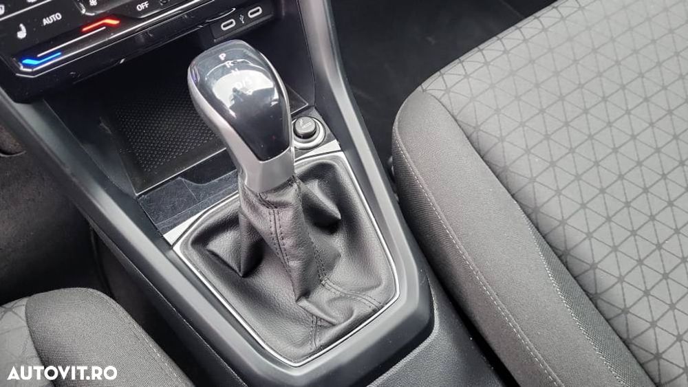 Volkswagen T-Cross 1.0 TSI DSG Life - 9