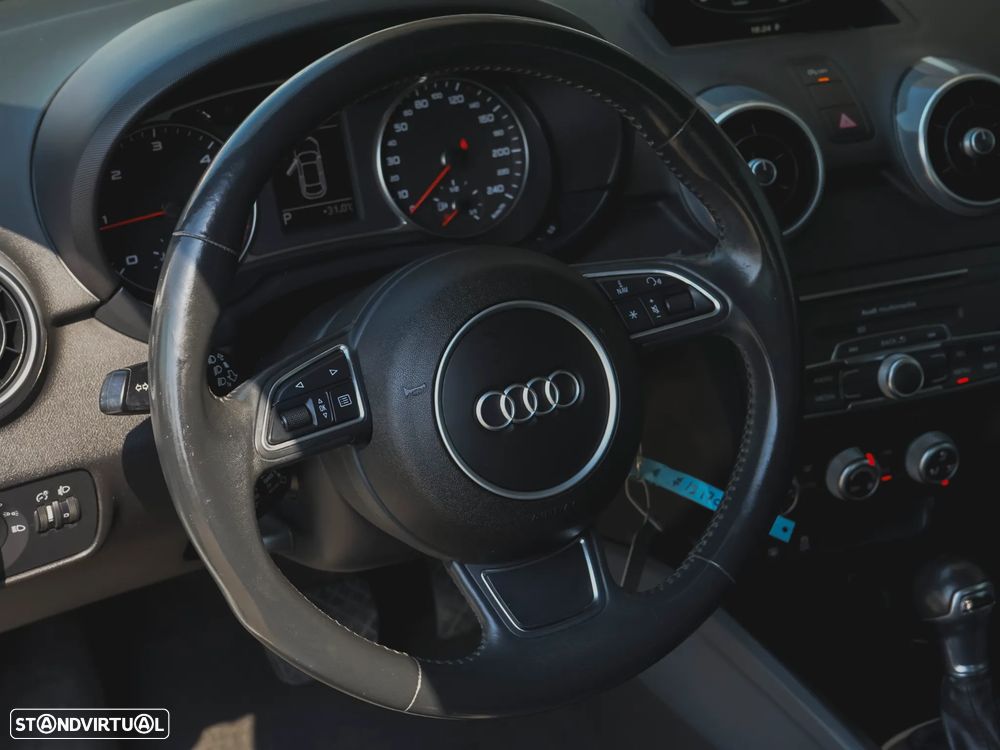 Audi A1 1.6 TDI S tronic design - 9