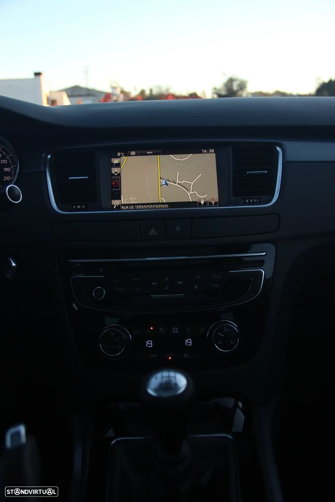 Peugeot 508 SW BlueHDi 120 Stop&Start Business-Line - 12