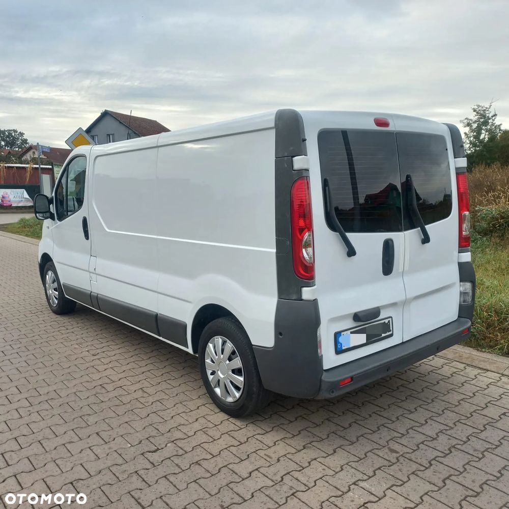 Renault TRAFIC - 3