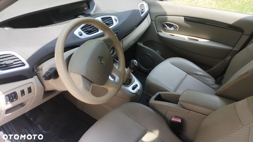 Renault Scenic - 6