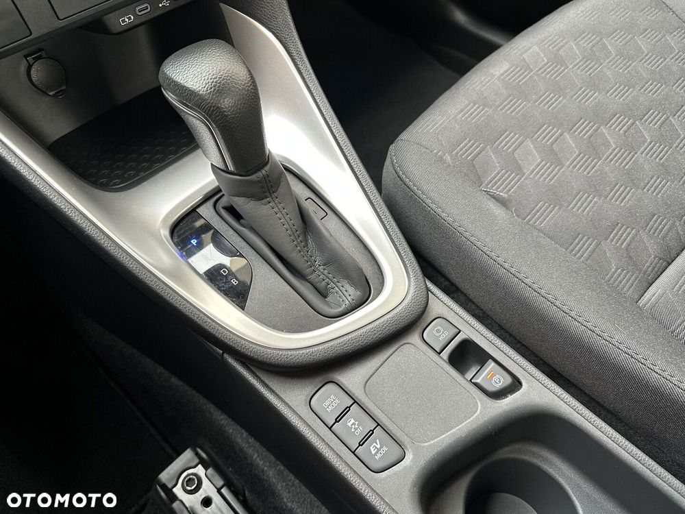 Toyota Yaris Hybrid 1.5 Comfort - 26