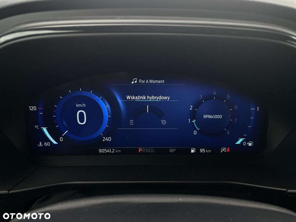 Ford Focus 1.0 EcoBoost mHEV ST-Line X - 24