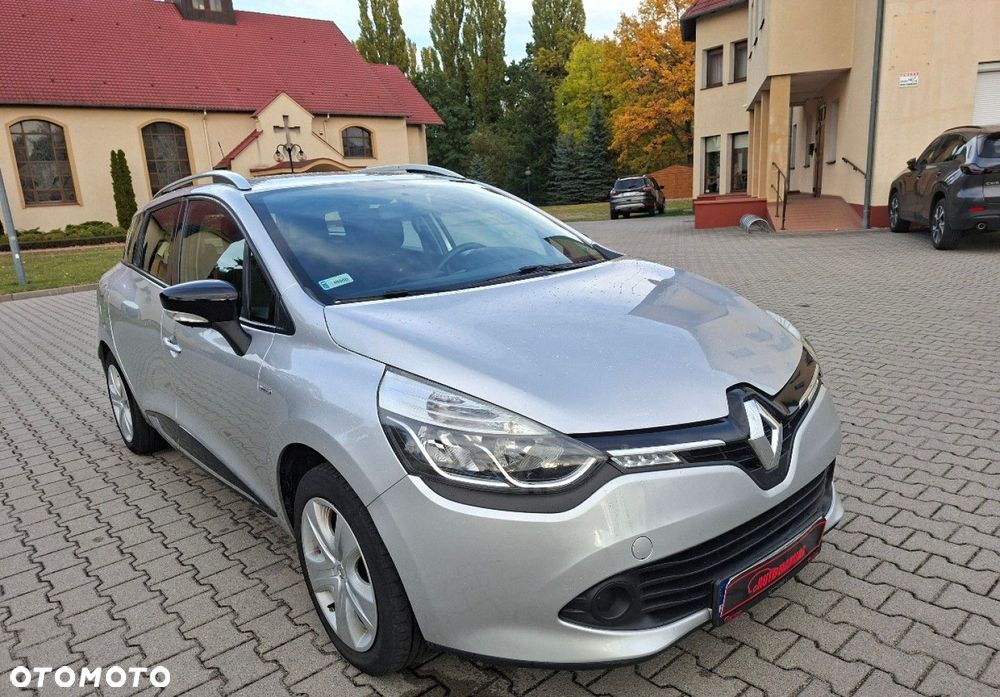 Renault Clio - 1