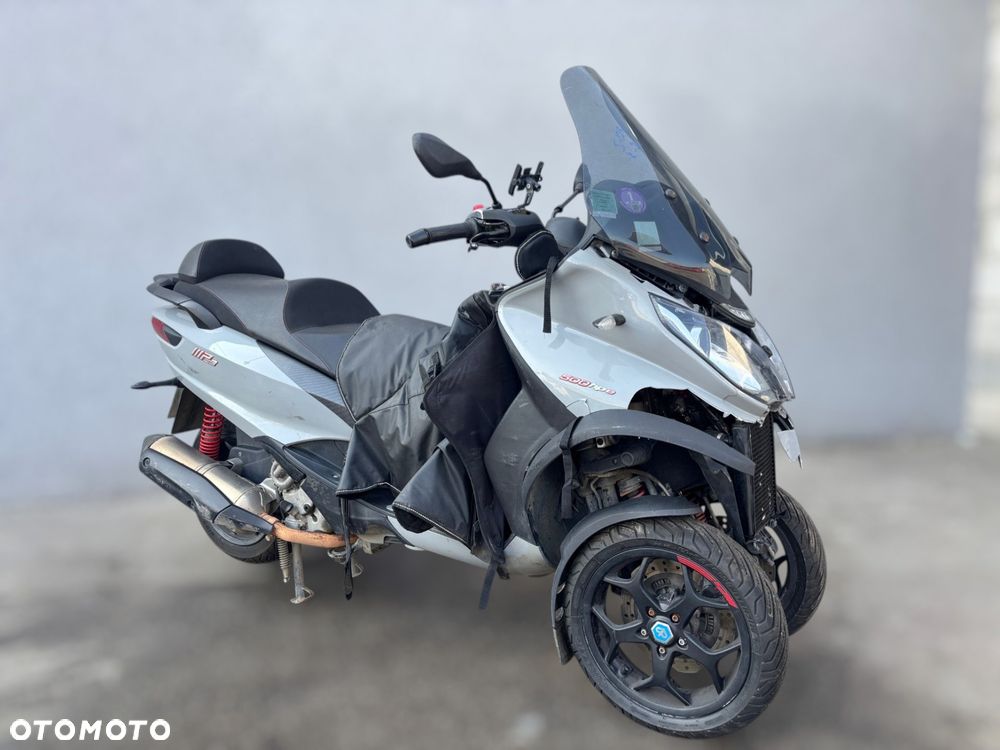 Piaggio MP-3 - 3