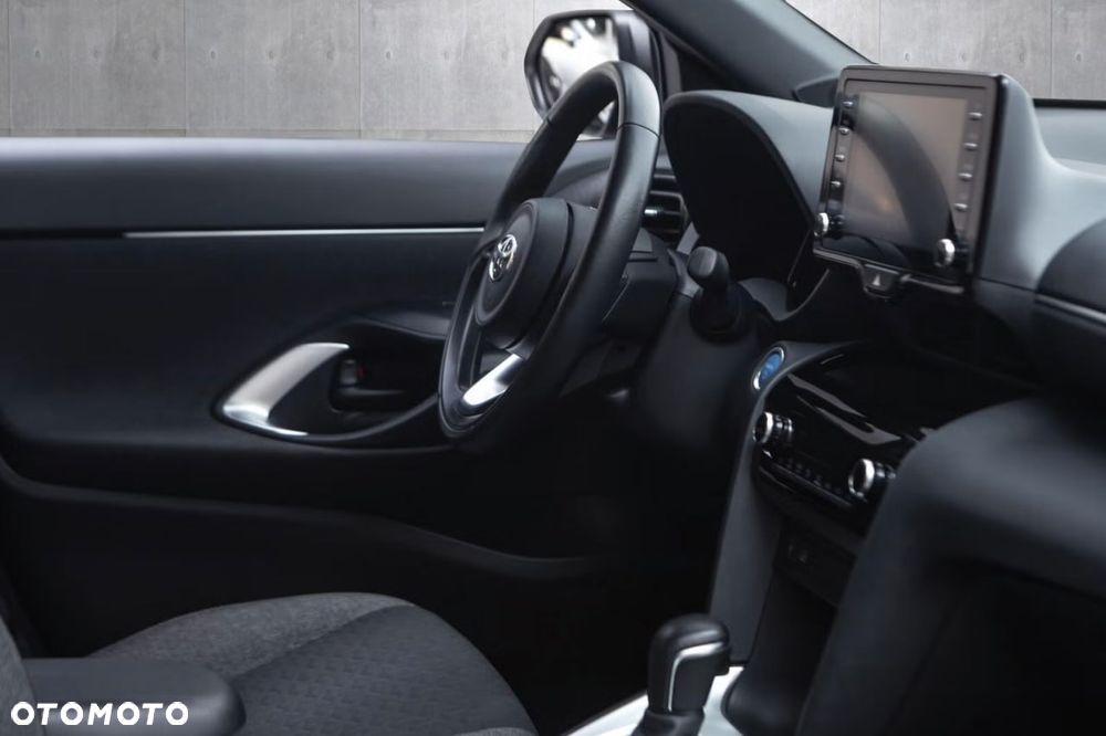 Toyota Yaris Cross Hybrid 1.5 Active - 21