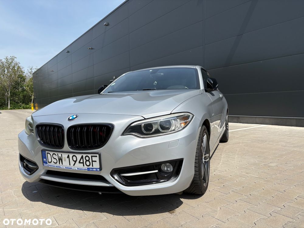 BMW Seria 2 218d Sport Line - 2