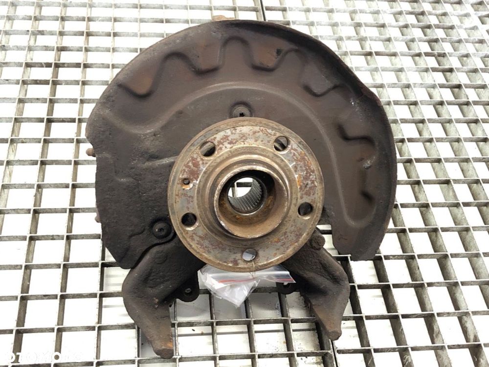 ZWROTNICA PRAWY PRZÓD  SKODA FABIA III Kombi (NJ5) 2014 - 2022 1.0 55 kW [75 KM] benzyna 2014 - - 1