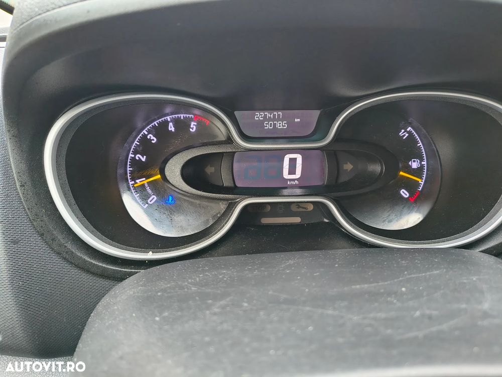 Opel Vivaro - 4