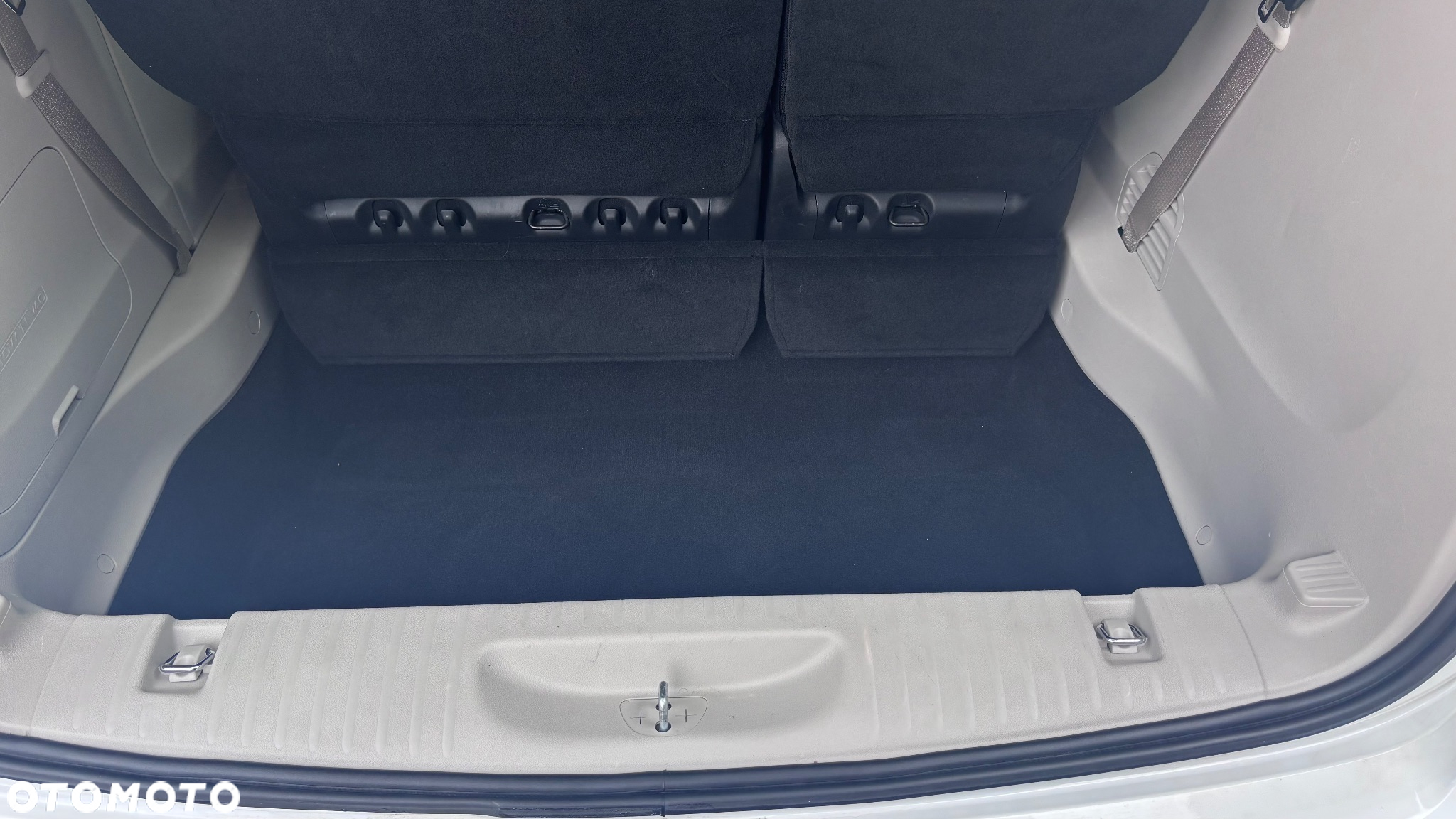 Chrysler Pacifica - 20
