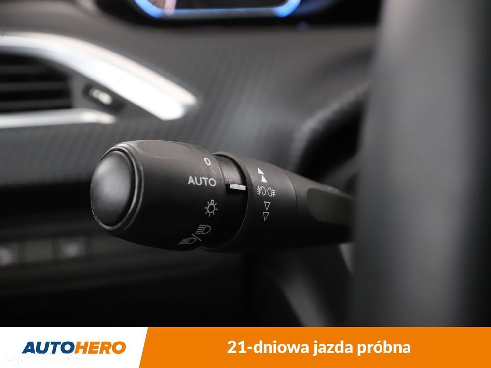 Peugeot 2008 1.2 Pure Tech GPF Crossway S&S - 30