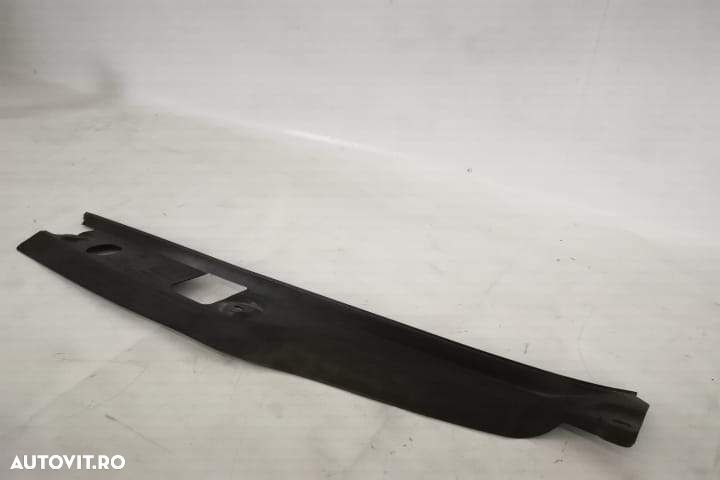 Ornament Stergatoare Dreapta Original In Stare Buna BMW  Seria 3  F34 - 3