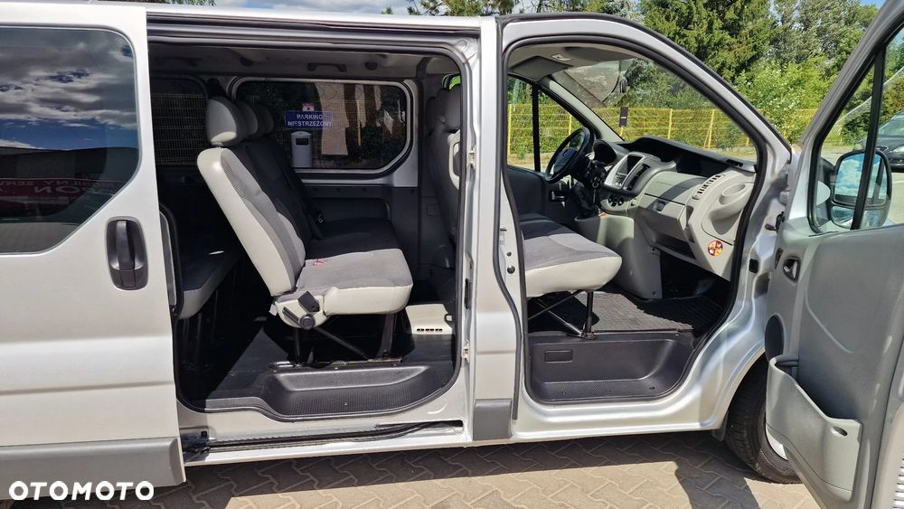 Opel Vivaro L2H1 2.9t - 7